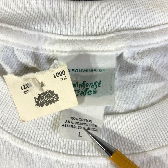 Rainforest Cafe California Frog Surfing T shirt - Picture 6 of 6